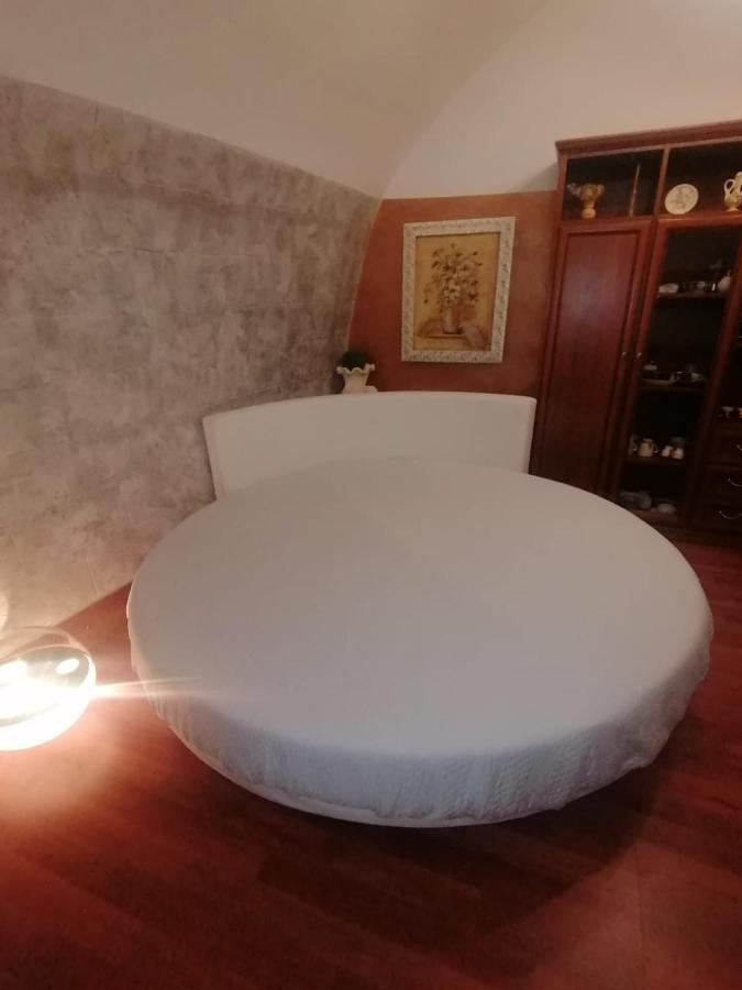 Casa Vacanza Mary Apartment Сантерамо ин Коле Екстериор снимка