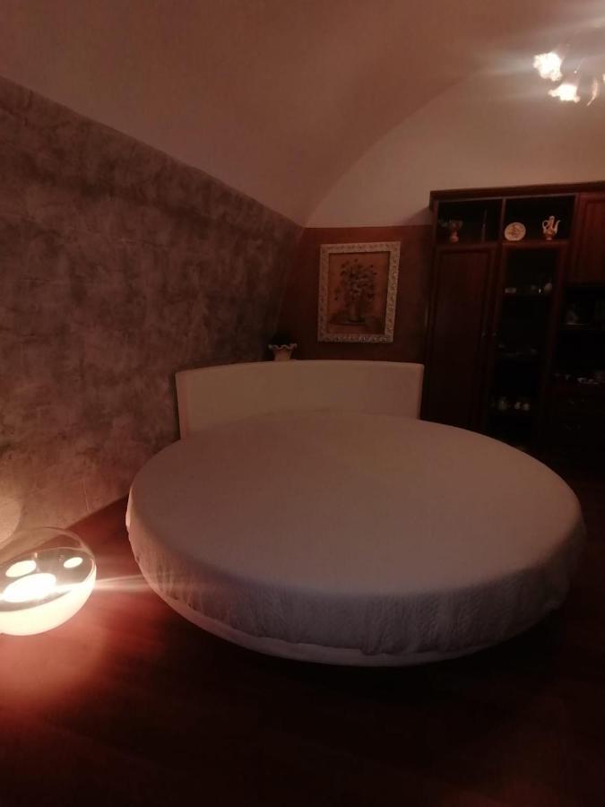 Casa Vacanza Mary Apartment Сантерамо ин Коле Екстериор снимка