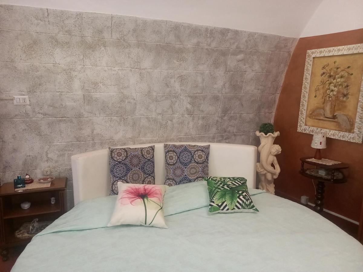 Casa Vacanza Mary Apartment Сантерамо ин Коле Екстериор снимка