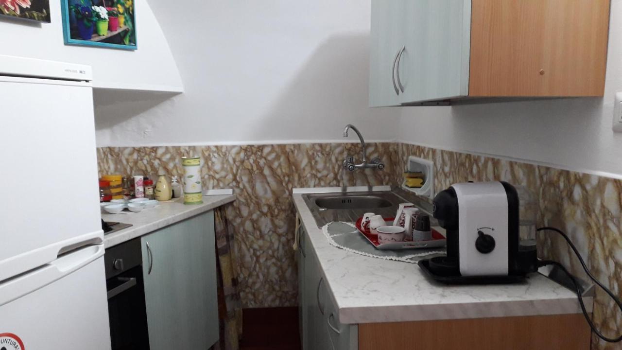 Casa Vacanza Mary Apartment Сантерамо ин Коле Екстериор снимка